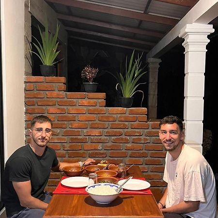 Thilina Homestay Σιγκιρίγια Εξωτερικό φωτογραφία