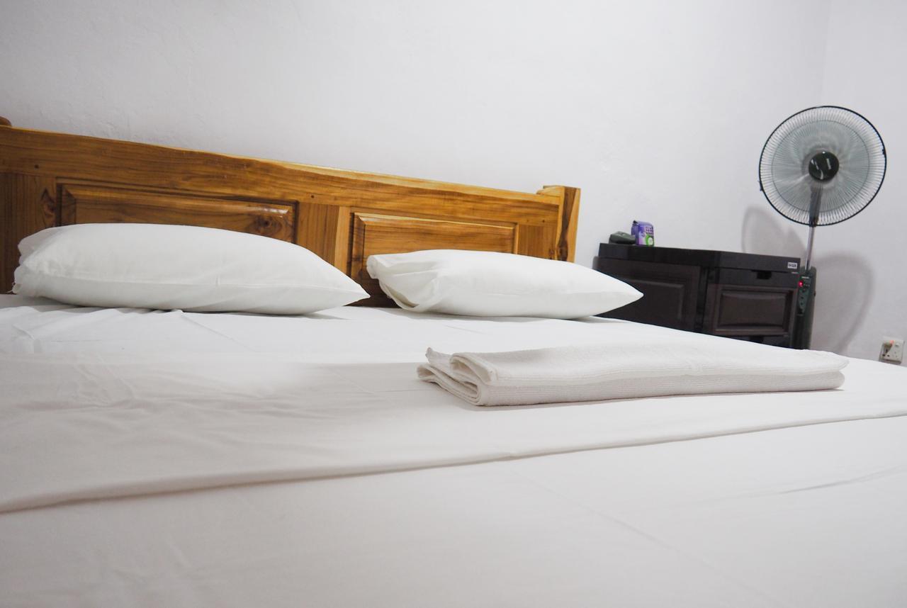 Thilina Homestay Σιγκιρίγια Εξωτερικό φωτογραφία